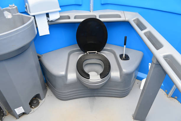 Best Sanitation services for porta potties  in West Linn, OR